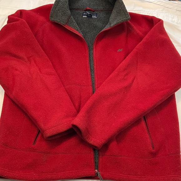 American Eagle Outfitters Red and Gray heavyweight fleece Jacket - Picture 1 of 6
